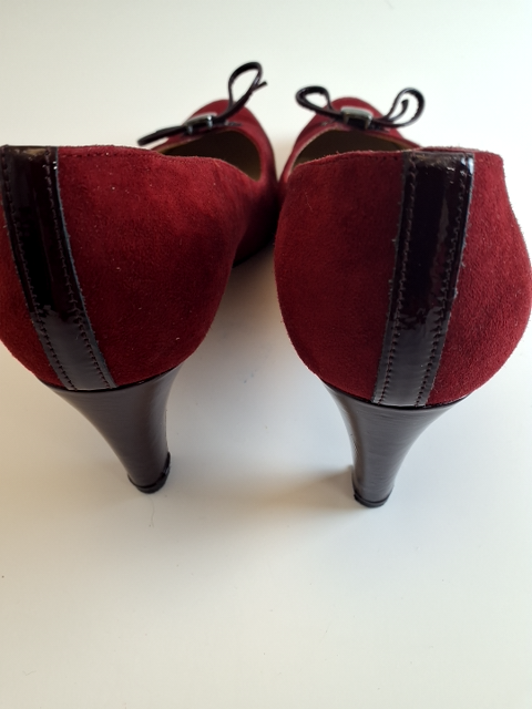Peter Kaiser Heels